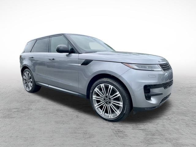2025 Land Rover Range Rover Sport SE photo 3