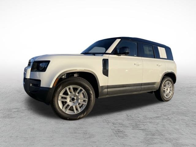 2026 Land Rover Defender S's photo