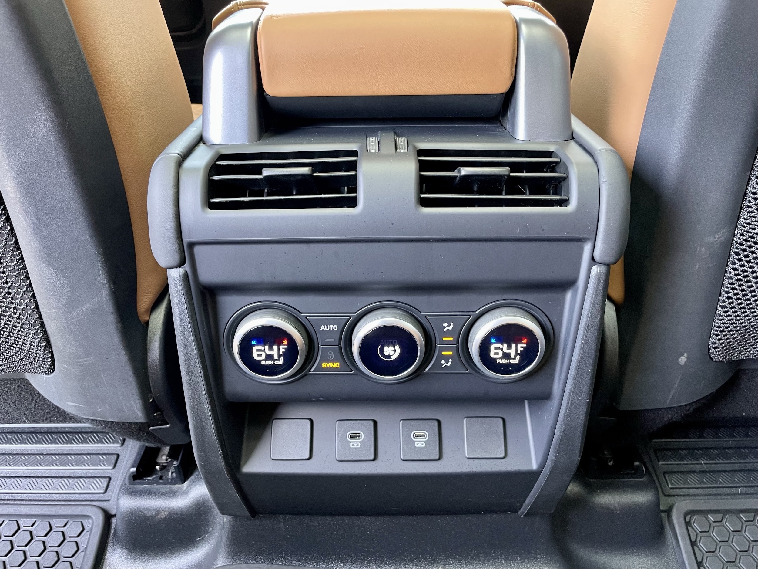 2023 Land Rover Defender V8 - Photo 27