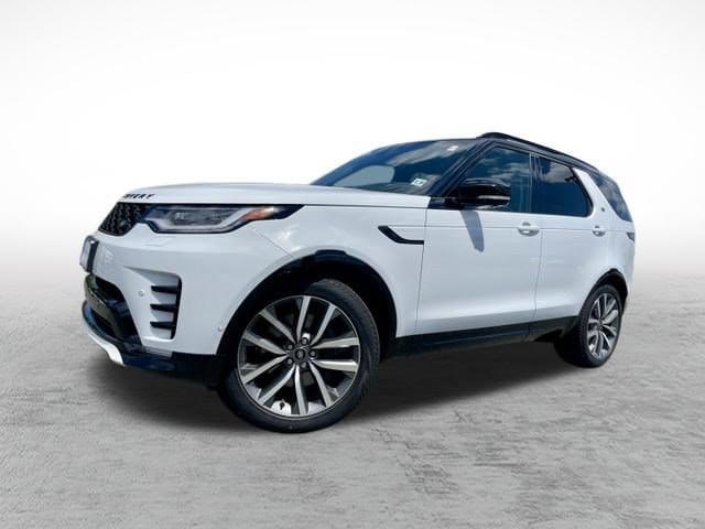 2025 Land Rover Discovery P360 Dynamic SE's photo