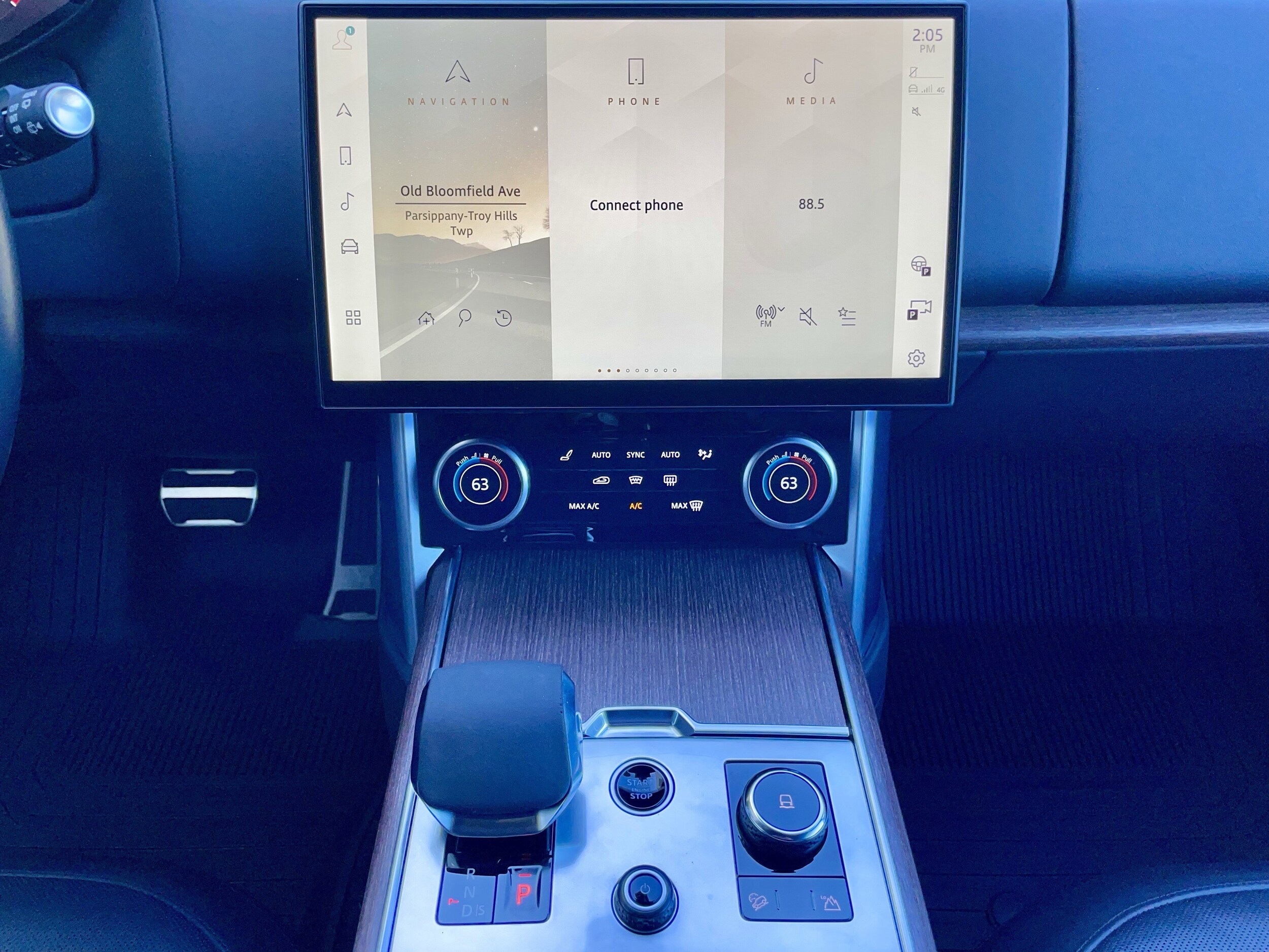 2023 Land Rover Range Rover SE - Photo 19