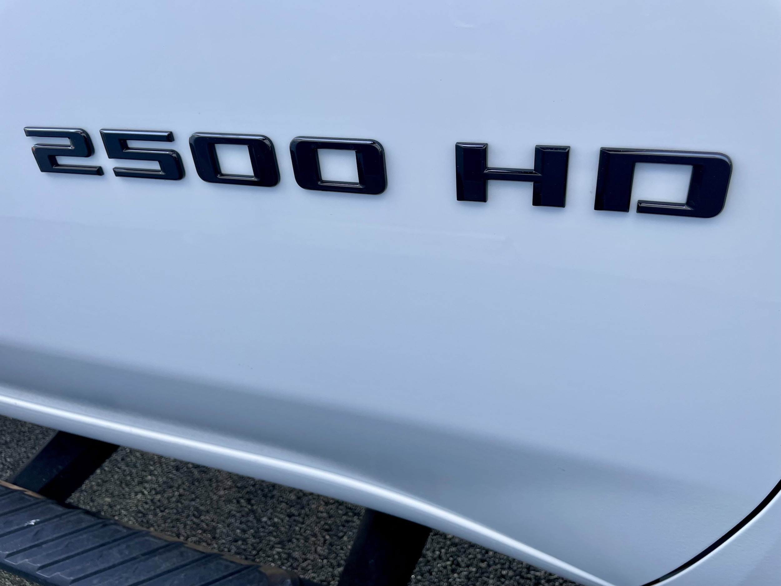 2025 Chevrolet Silverado 2500HD ZR2 - Photo 38