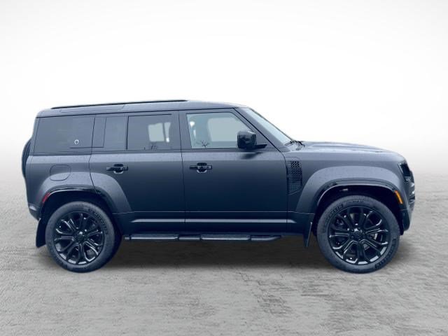 New 2026 Land Rover Defender 110 Octa Black Defender 110 Octa Black SUV