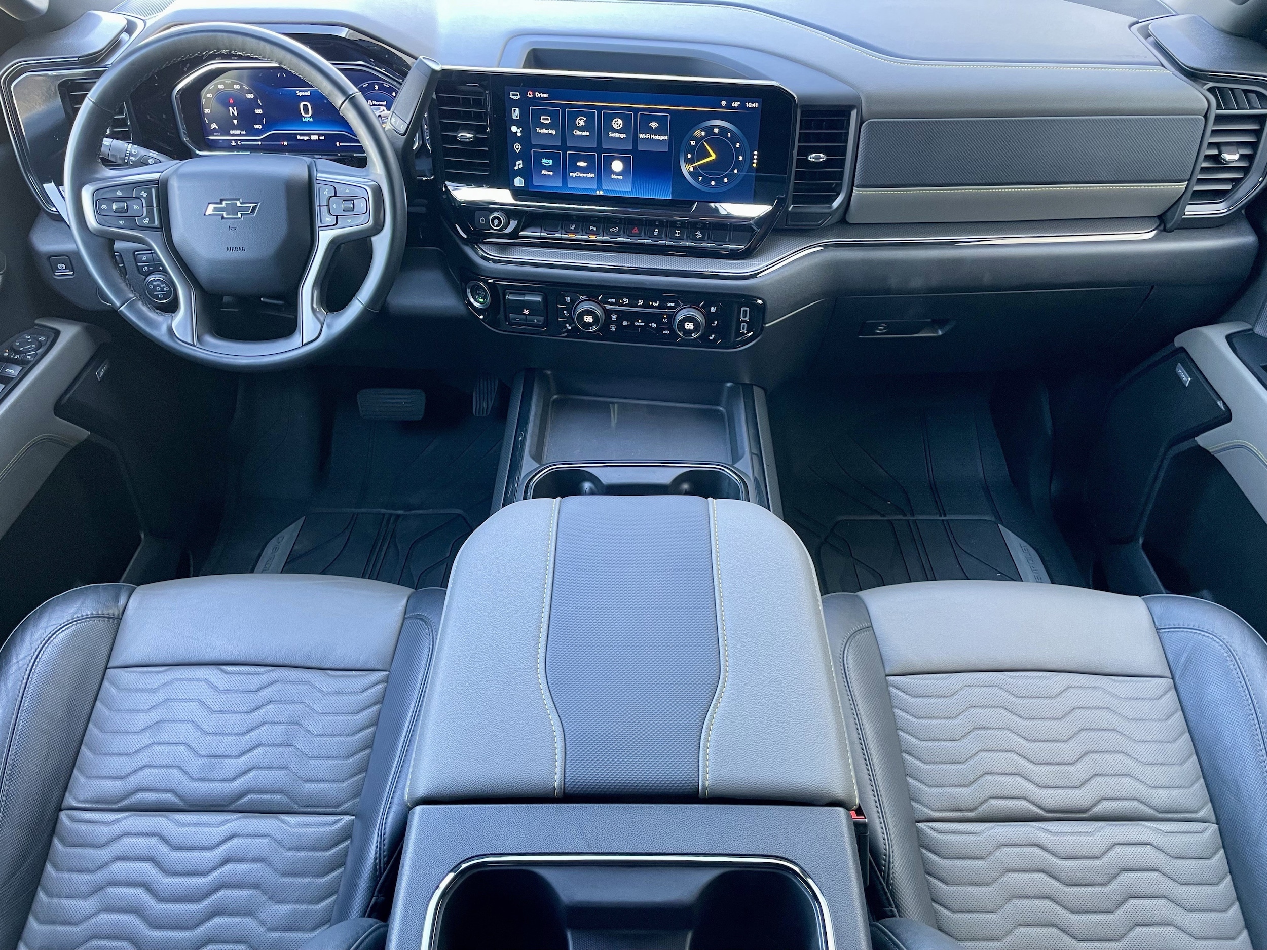 2025 Chevrolet Silverado 2500HD ZR2 - Photo 16