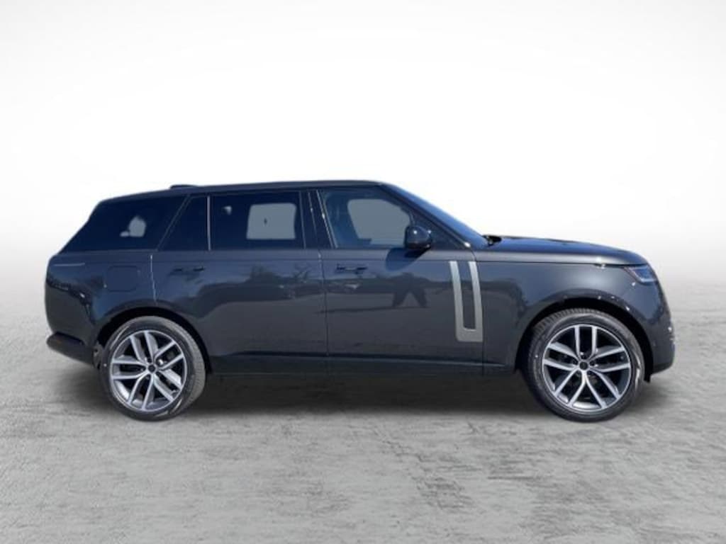 New 2026 Land Rover Range Rover SE 7 Seats SUV
