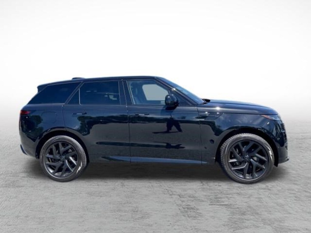 New 2026 Land Rover Range Rover Sport Dynamic SE SUV