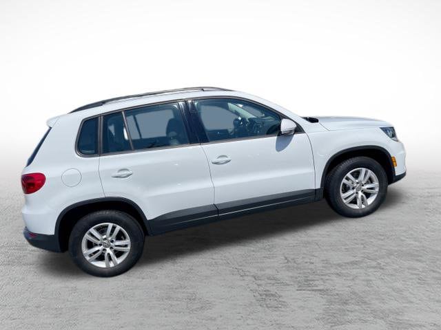 2016 Volkswagen Tiguan S - Photo 8
