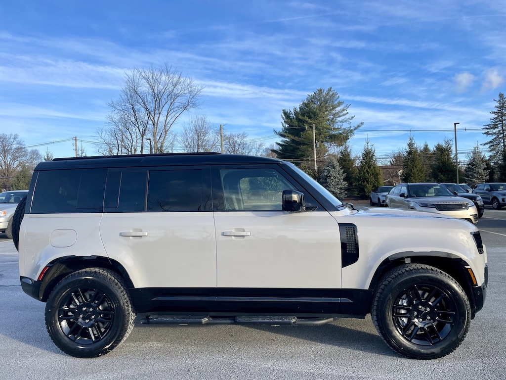 New 2026 Land Rover Defender 110 X-Dynamic SE SUV