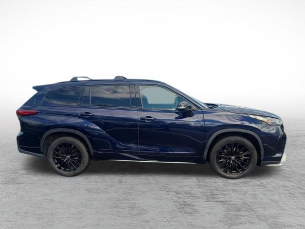 Used 2023 Toyota Highlander XSE SUV