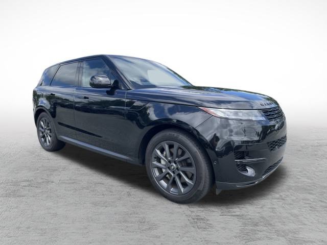 2025 Land Rover Range Rover Sport SE photo 3
