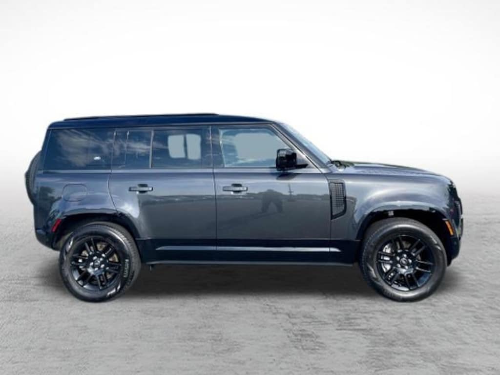 Used 2024 Land Rover Defender X-Dynamic SE SUV