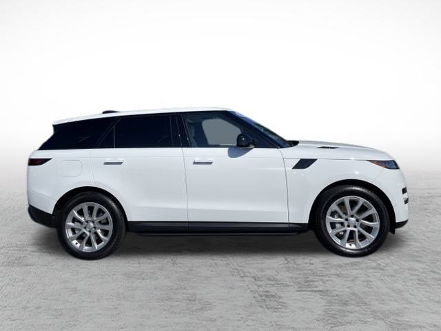 2024 Land Rover Range Rover Sport SE photo 4