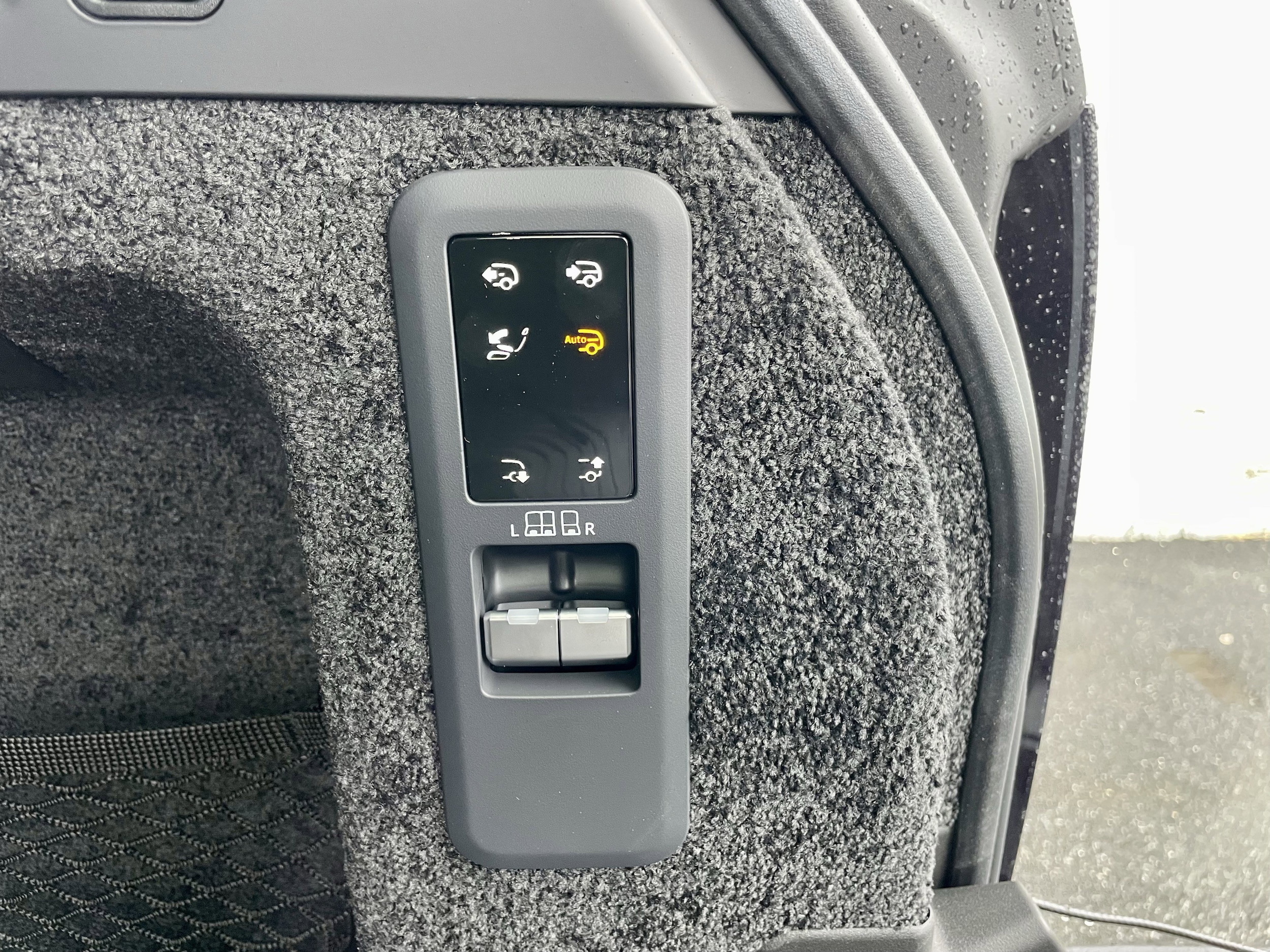 2026 Land Rover Range Rover Autobiography - Photo 38
