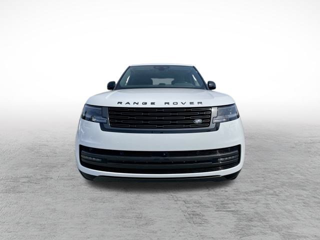 2025 Land Rover Range Rover SE photo 2