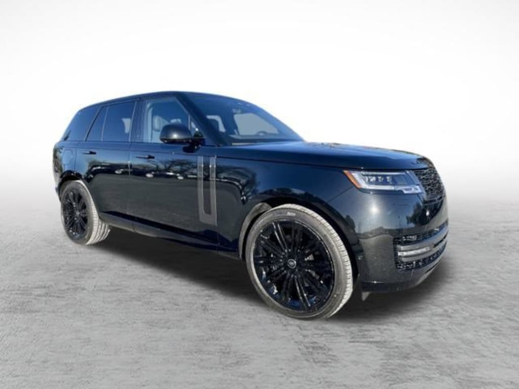New 2025 Land Rover Range Rover SE SUV