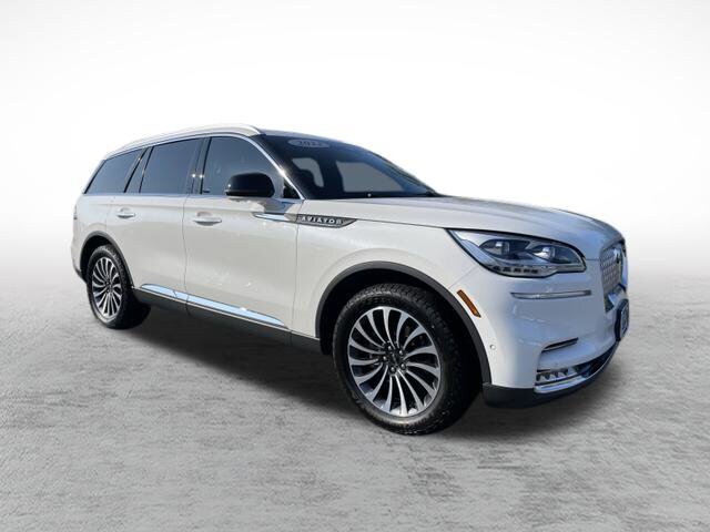 2023 Lincoln Aviator Reserve photo 3