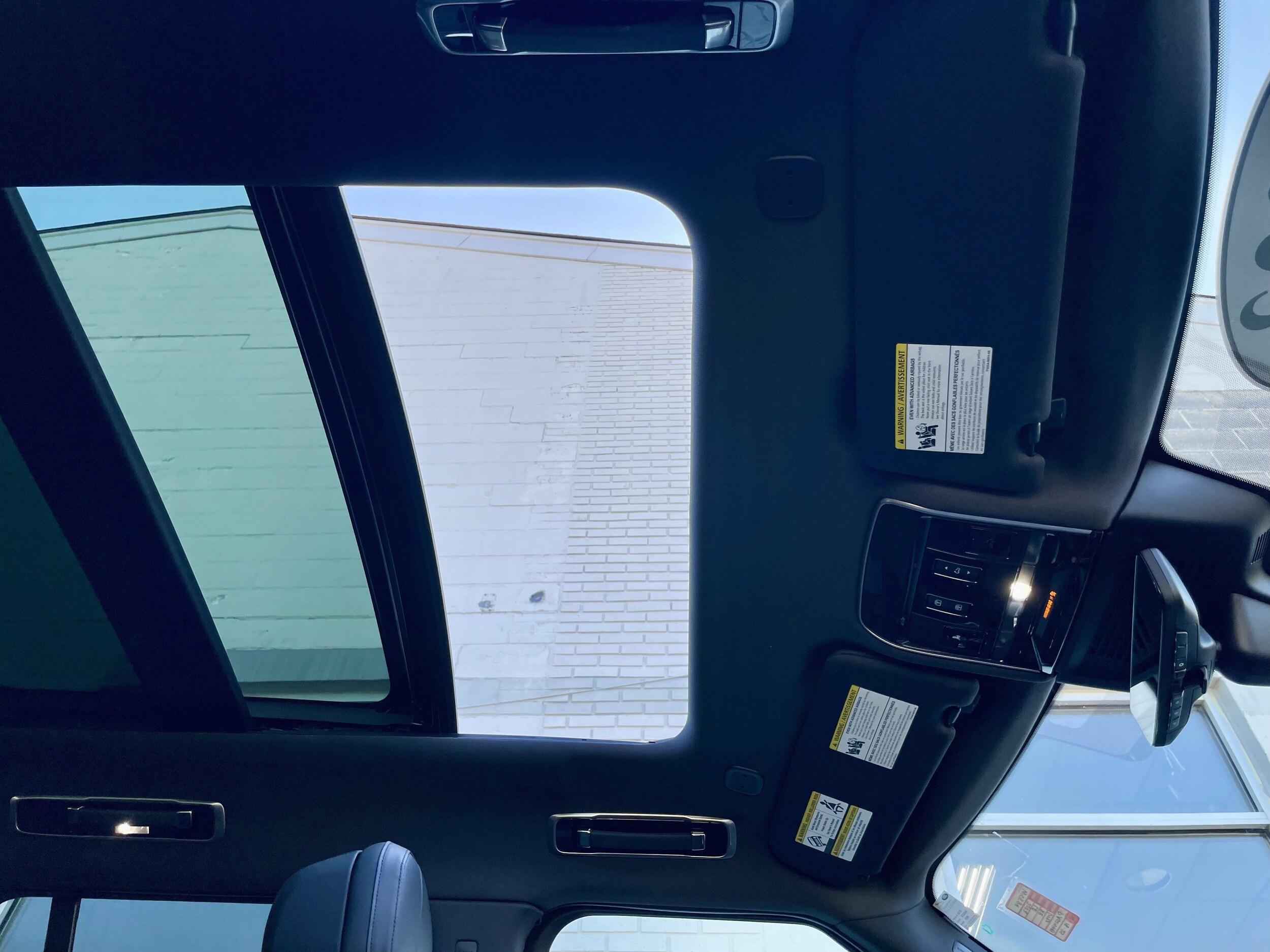 2023 Land Rover Range Rover SE - Photo 17