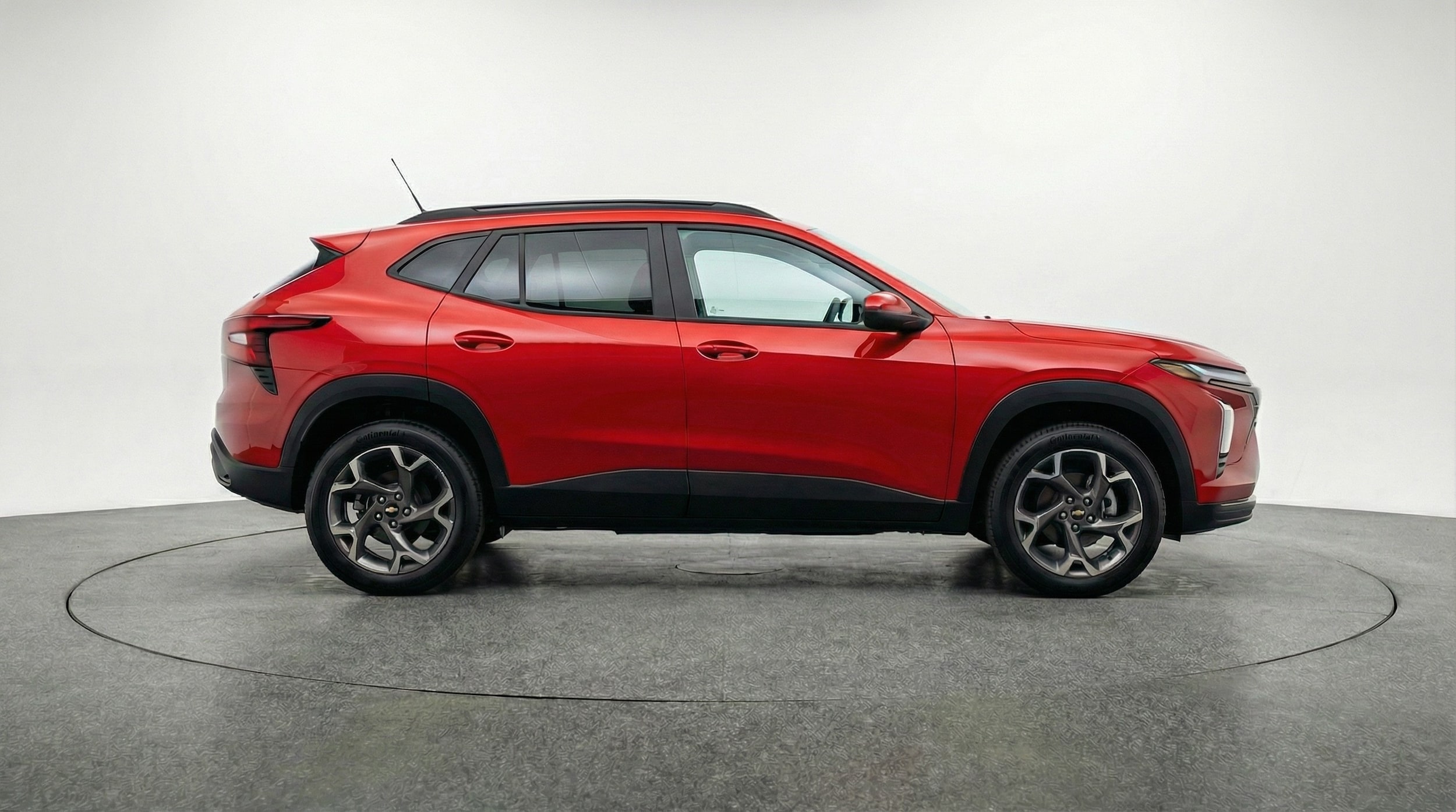 Thumbnail: 2025 Chevrolet Trax - 8