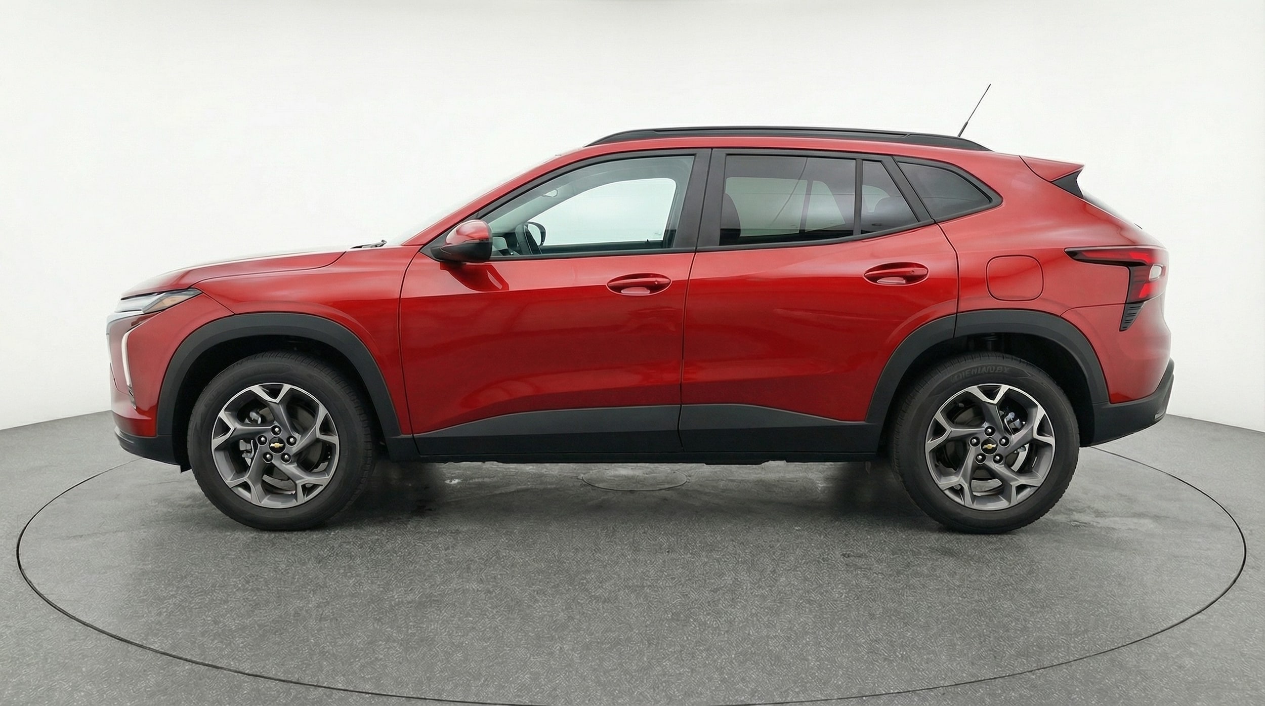 Thumbnail: 2025 Chevrolet Trax - 4