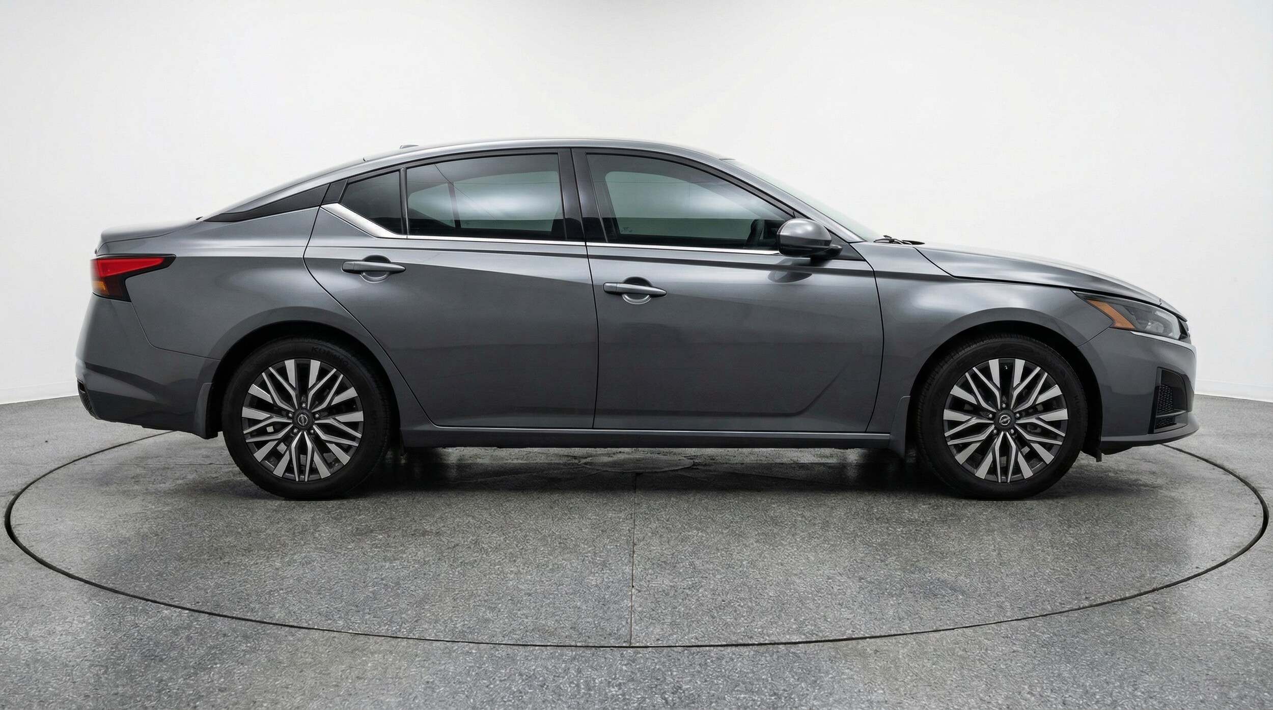 Thumbnail: 2025 Nissan Altima - 8