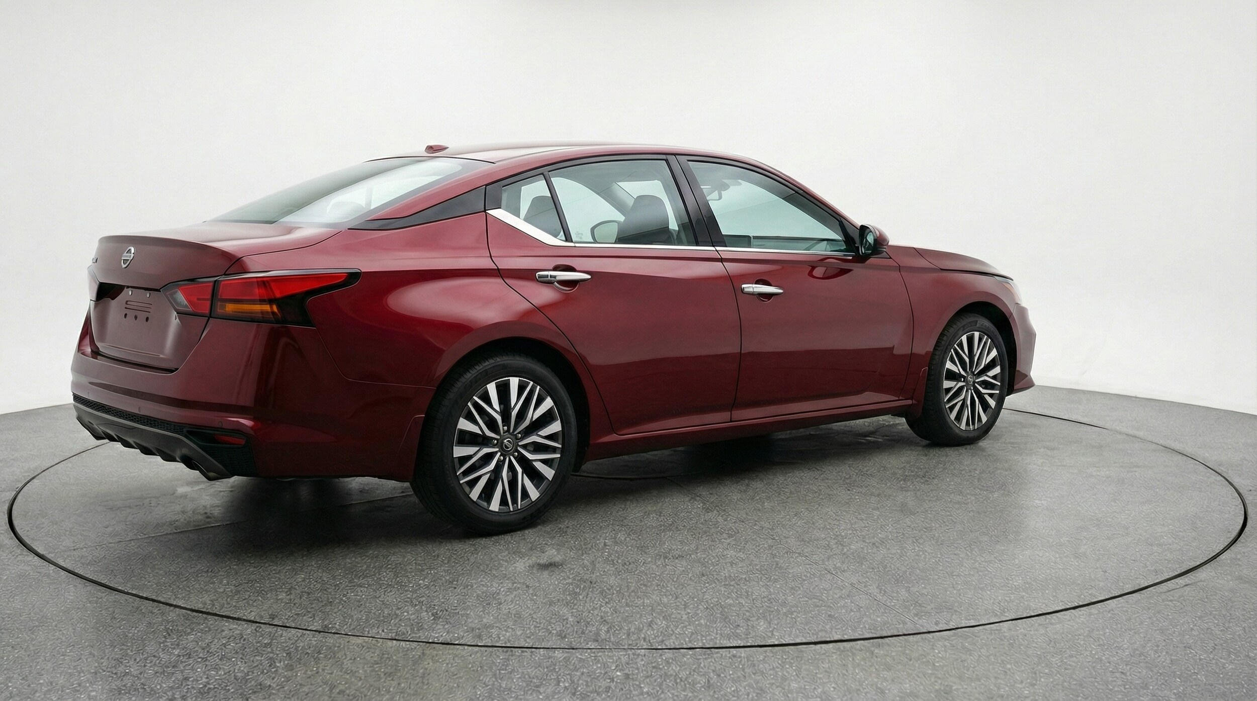 Thumbnail: 2025 Nissan Altima - 7