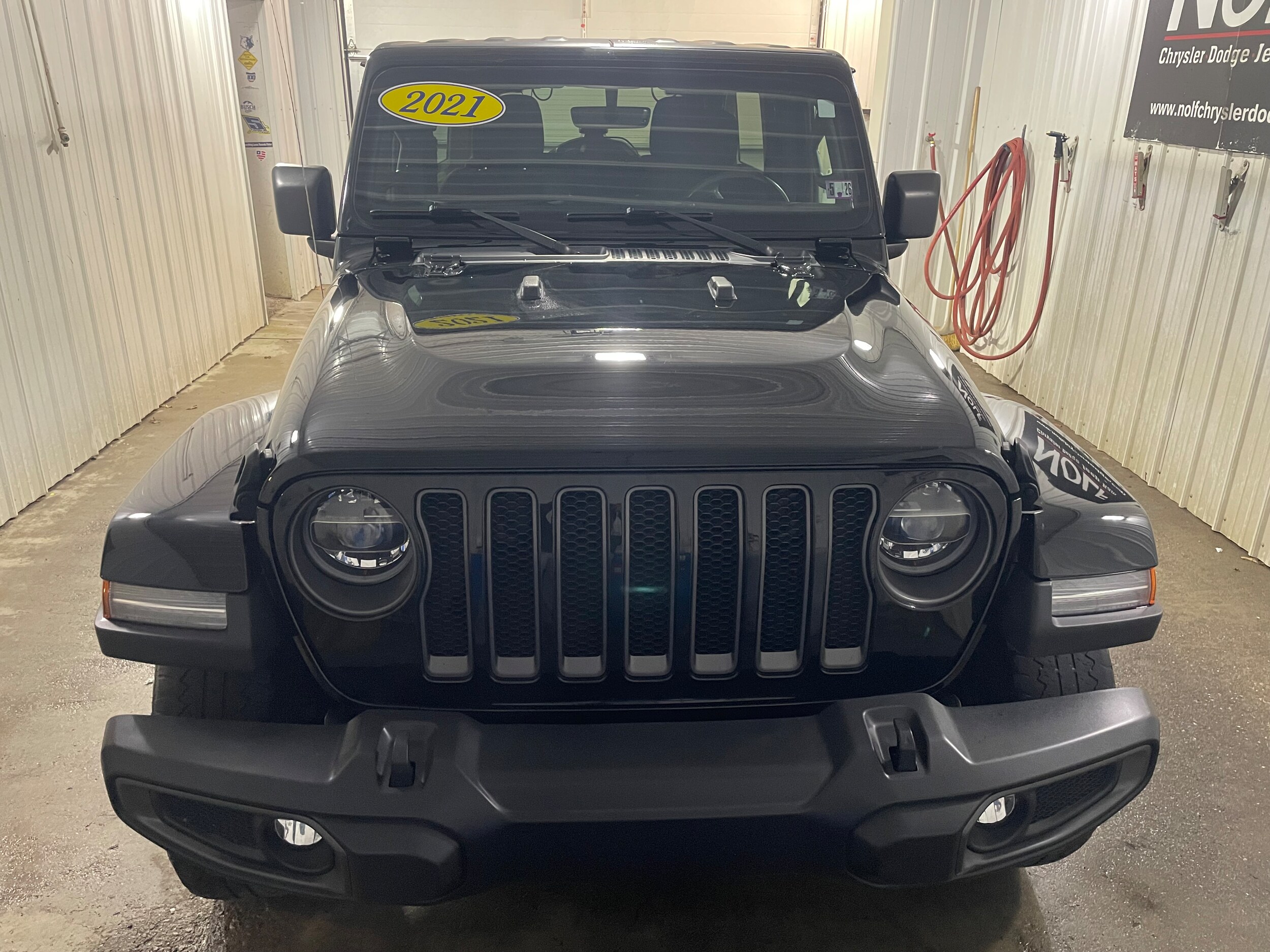 2021 Jeep Wrangler Unlimited Anniversary Edition photo 3