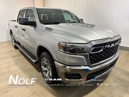 2026 Ram 1500 BIG HORN CREW CAB 4X4 5'7 BOX Pickup
