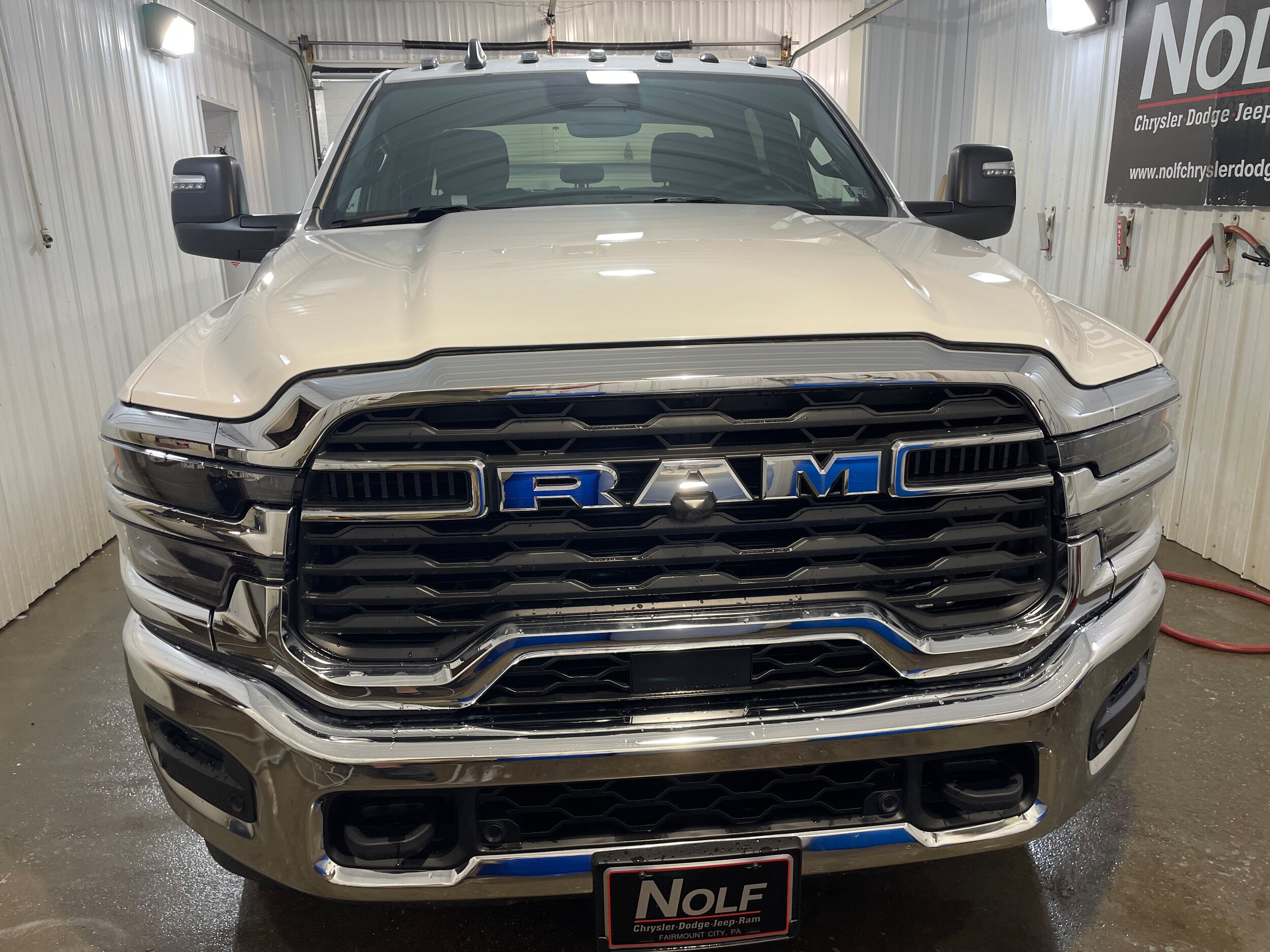 2025 Ram 2500 Big Horn photo 2