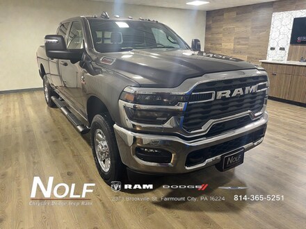 2026 Ram 2500 TRADESMAN CREW CAB 4X4 6'4 BOX Pickup
