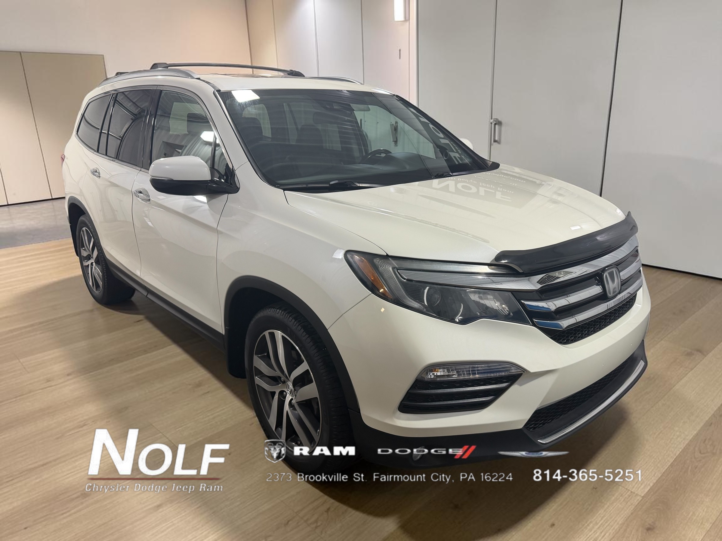 2018 Honda Pilot 4WD Elite's photo