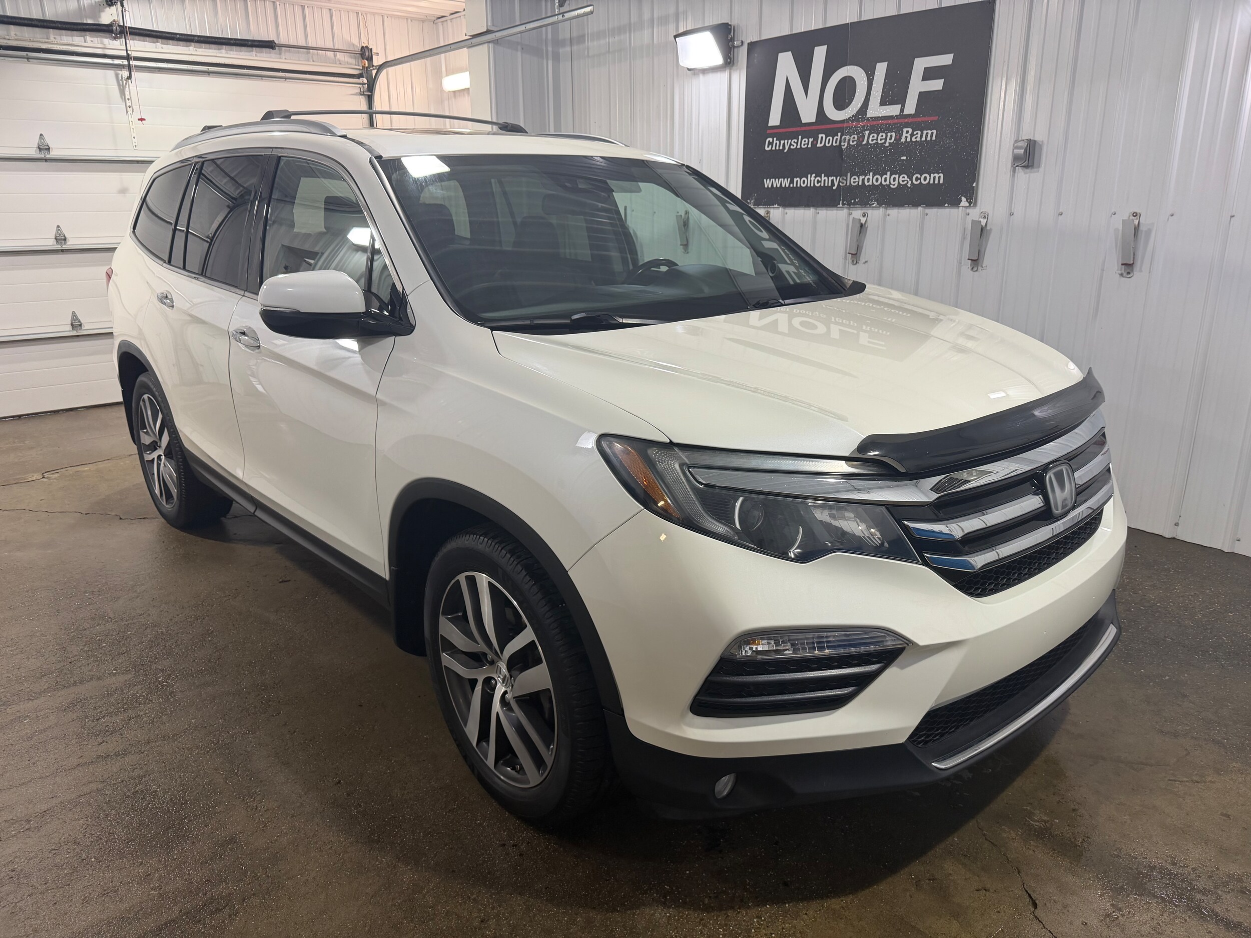 Used 2018 Honda Pilot Elite with VIN 5FNYF6H04JB067468 for sale in Fairmount City, PA