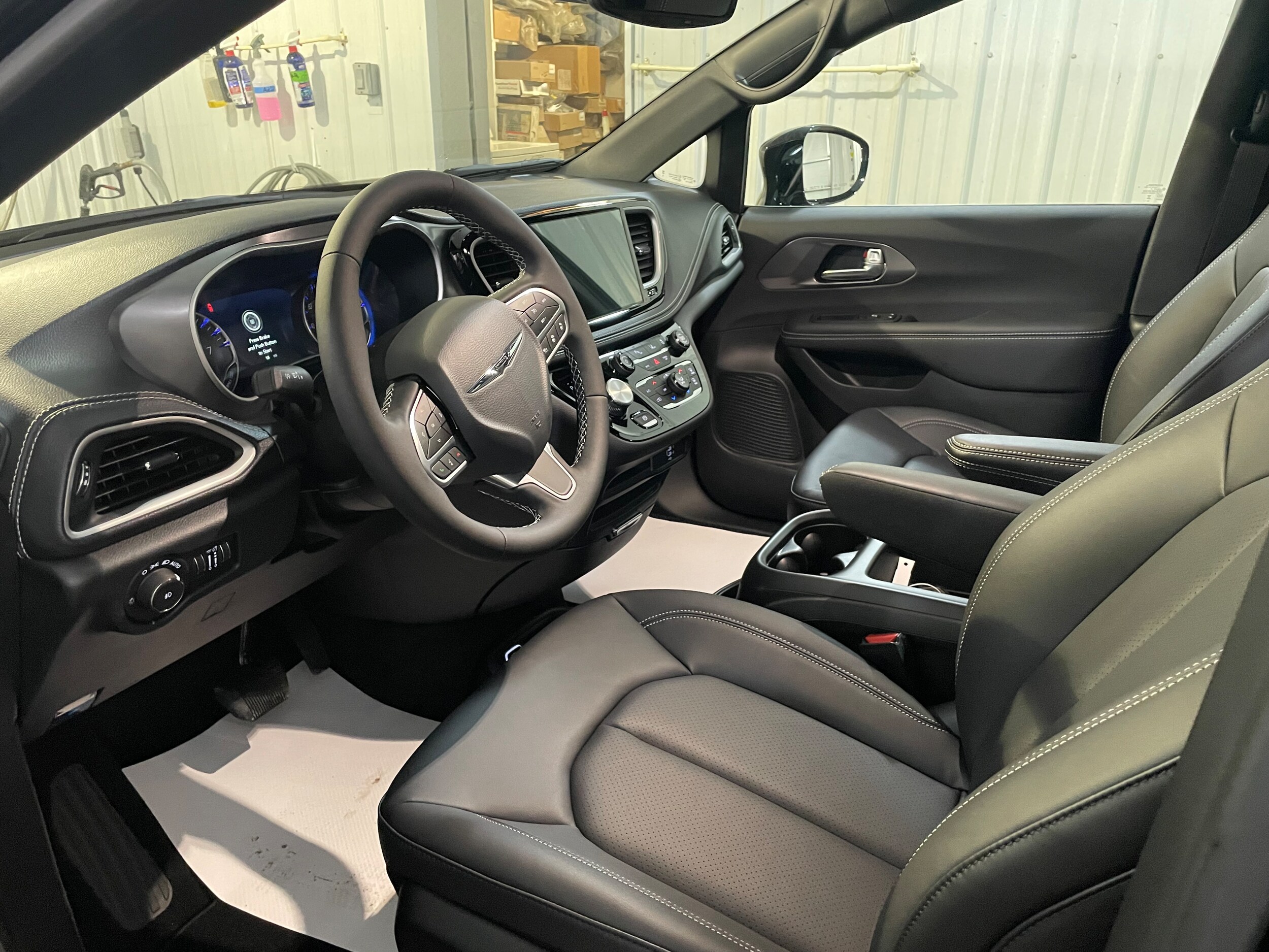 2026 Chrysler Pacifica Select - Photo 8