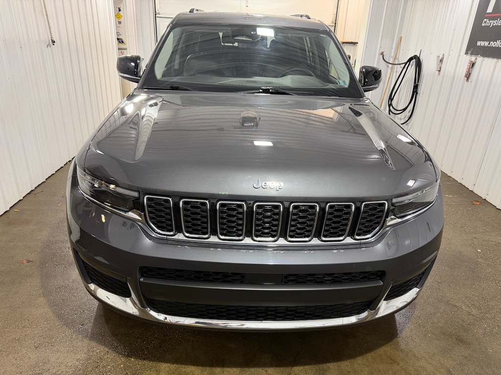 Used 2023 Jeep Grand Cherokee L Limited Limited 4x4