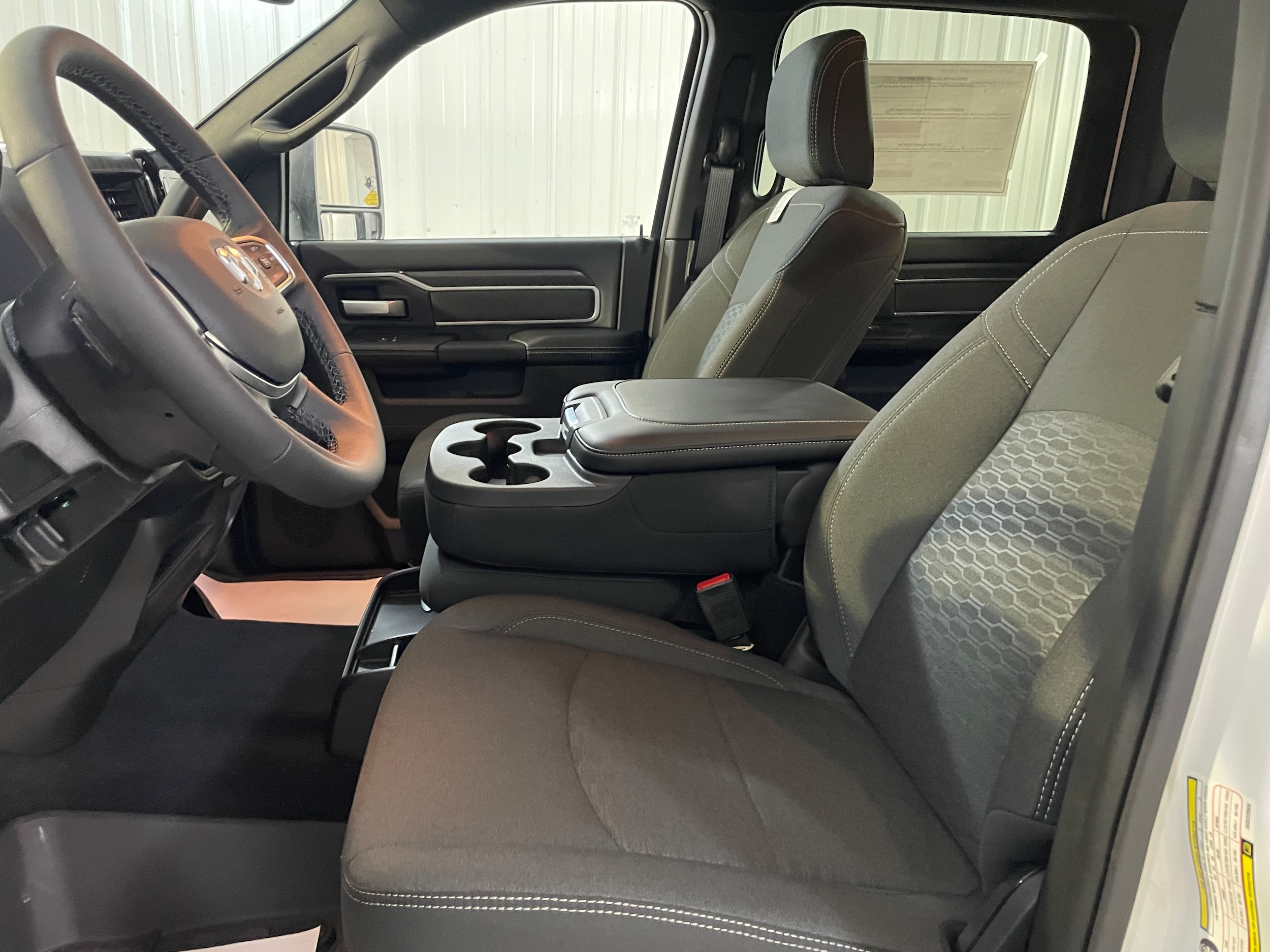 2025 Ram 2500 Big Horn photo 4