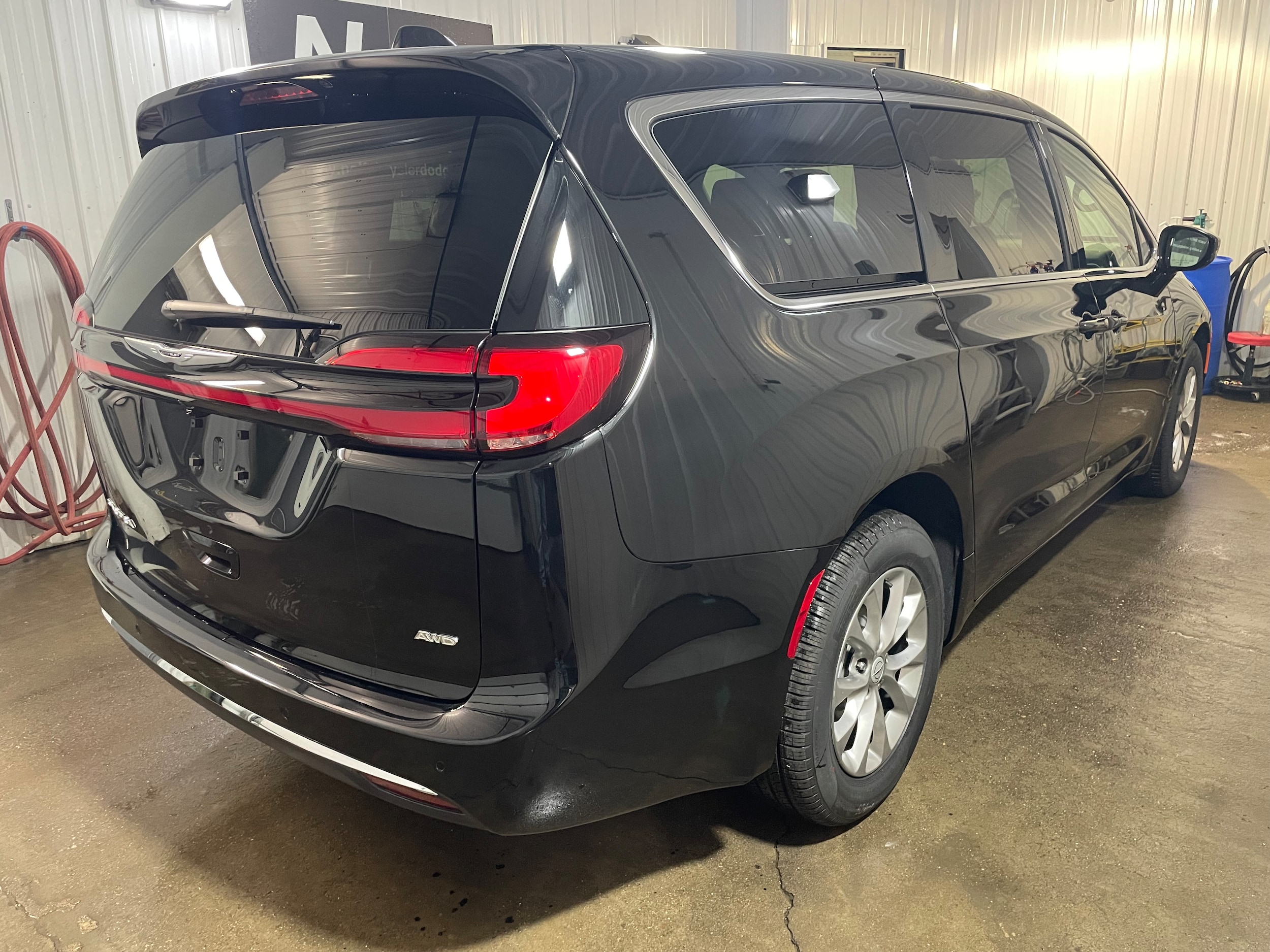 2026 Chrysler Pacifica Select - Photo 6