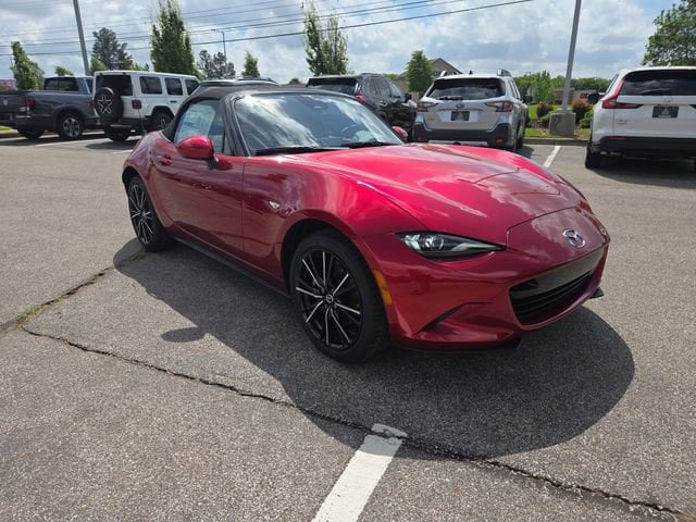2026 Mazda MX-5 Miata Grand Touring Auto's photo