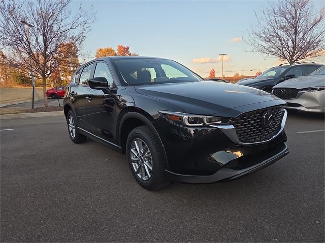 2025 Mazda CX-5 S's photo