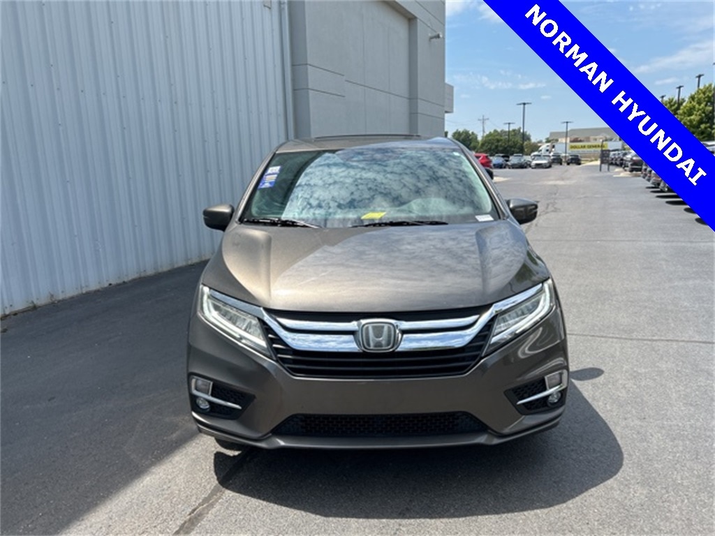 Used 2018 Honda Odyssey Touring with VIN 5FNRL6H80JB078289 for sale in Norman, OK