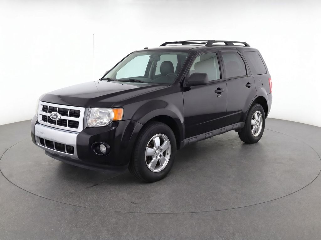 2011 Ford Escape Limited's photo