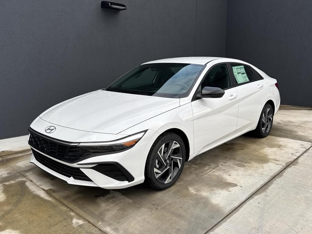 New 2025 Hyundai Elantra SEL Sport Sedan