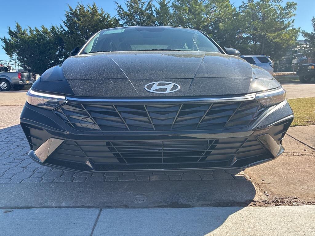 New 2026 Hyundai Elantra SEL Sport Sedan