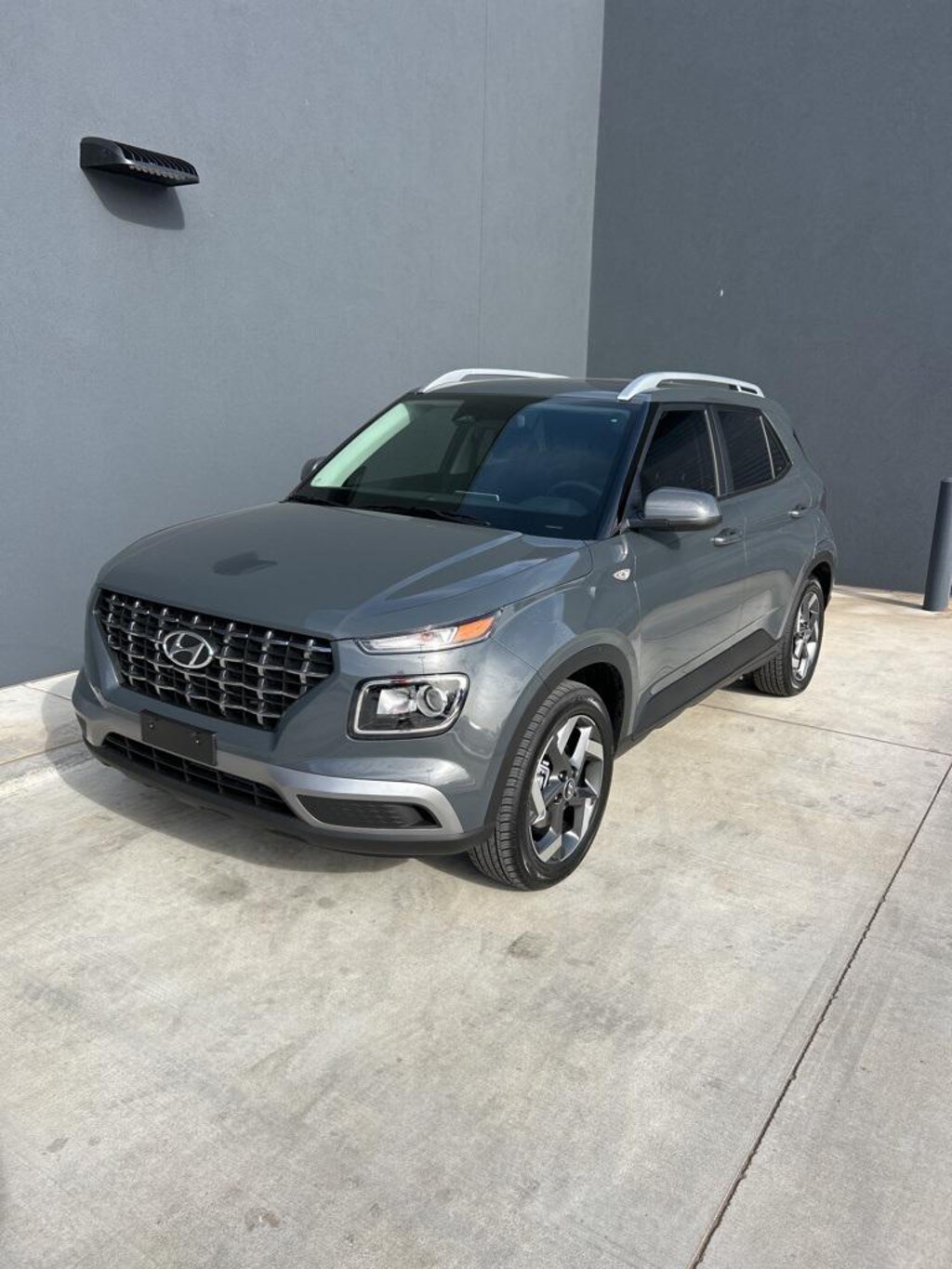 New 2026 Hyundai Venue SEL SUV