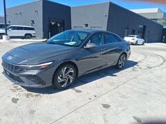 2025 Hyundai Elantra Limited Sedan