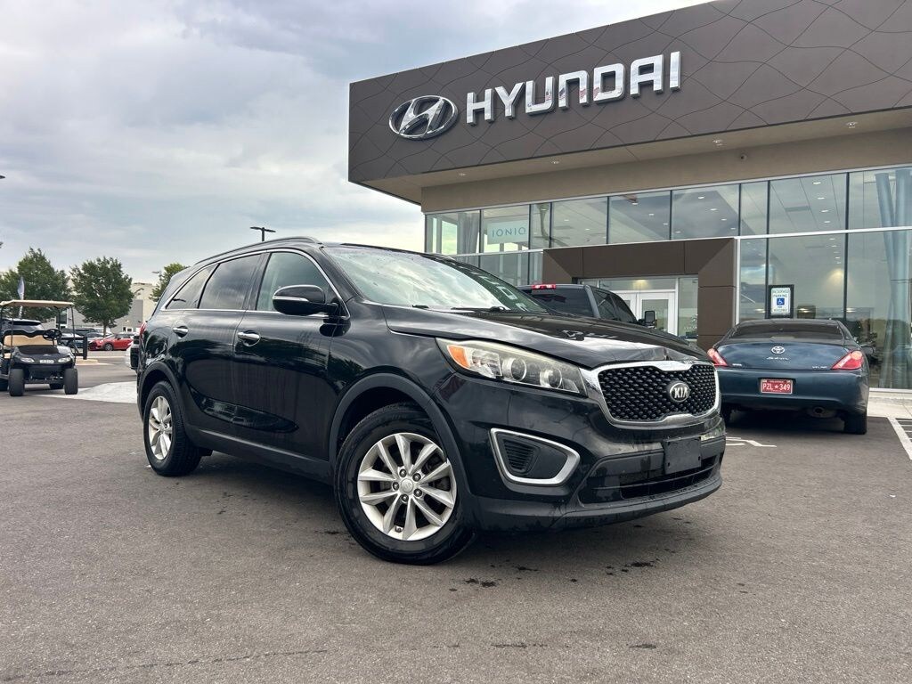 Used 2016 Kia Sorento 3.3L LX FWD SUV