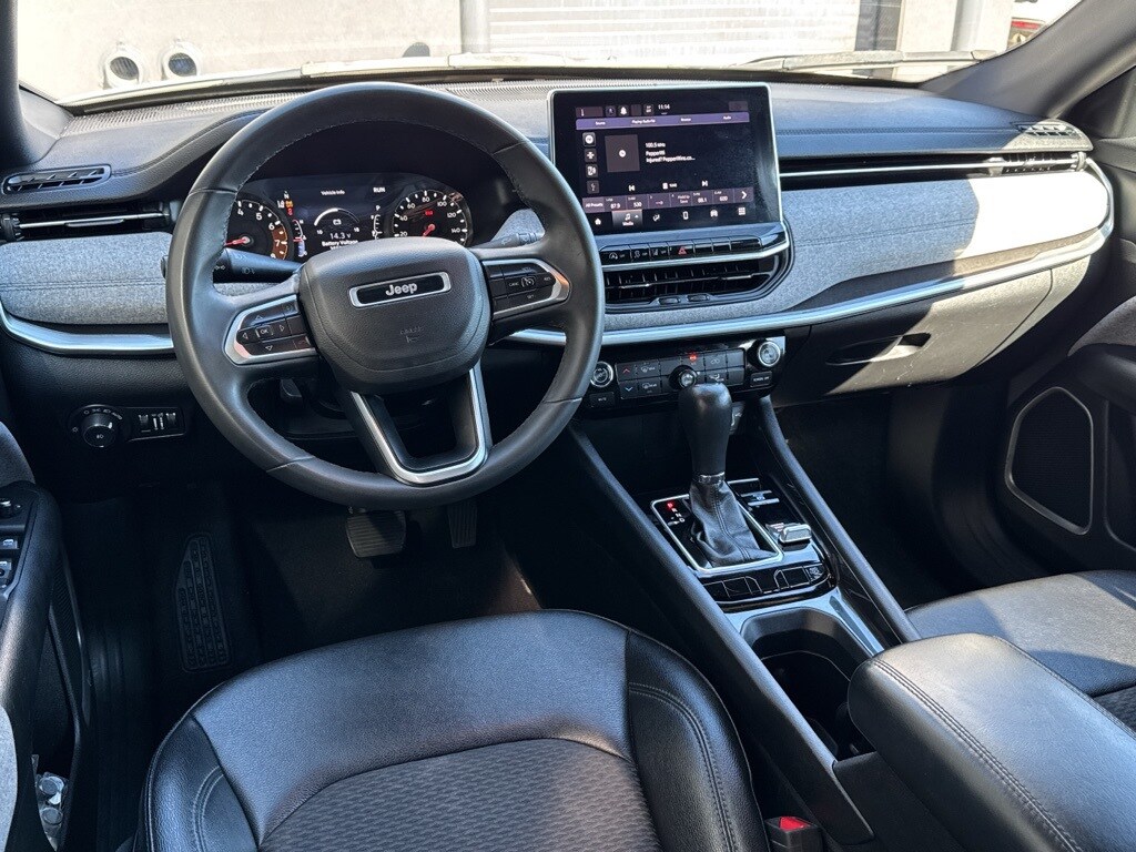 Used 2024 Jeep Compass Latitude SUV