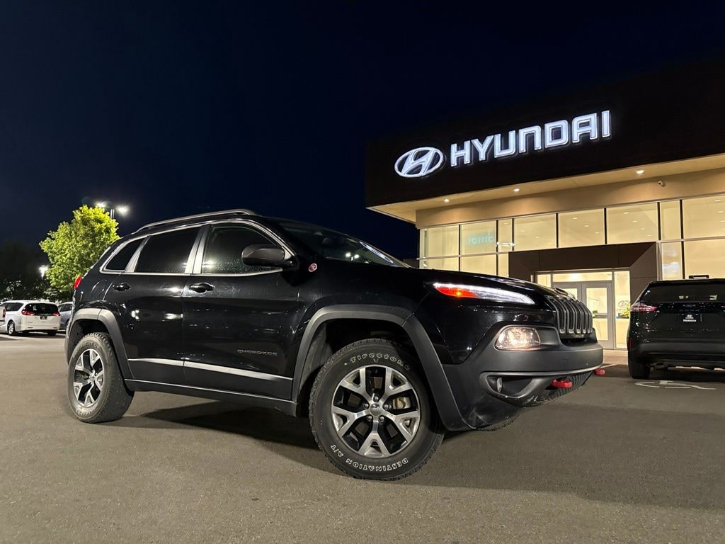 Used 2015 Jeep Cherokee Trailhawk 4x4 SUV