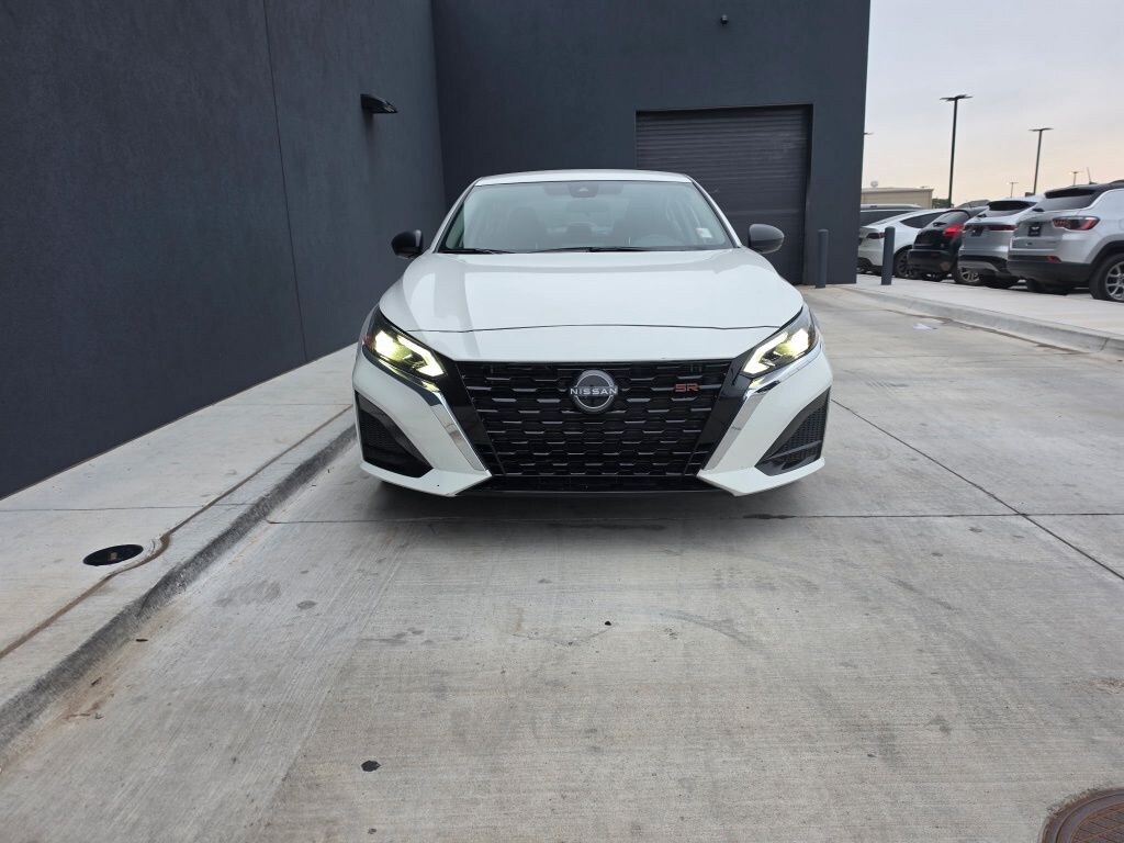 Used 2025 Nissan Altima SV Sedan