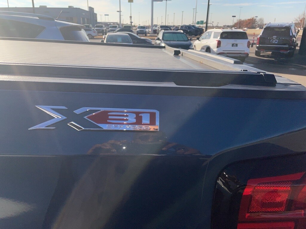 Used 2024 GMC Sierra 1500 SLT Truck Crew Cab