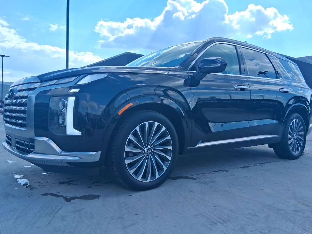 Used 2024 Hyundai Palisade Calligraphy SUV
