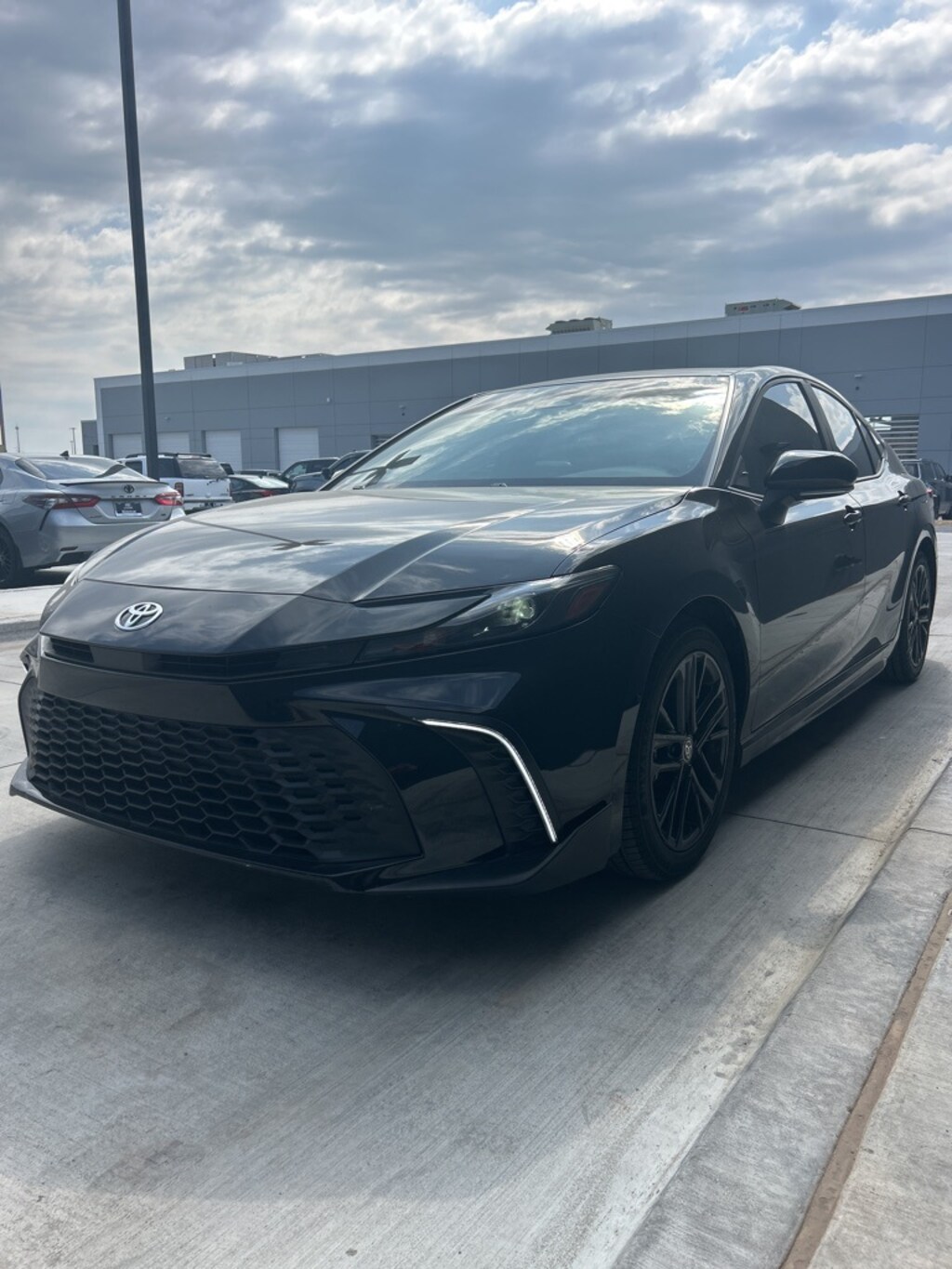 Used 2025 Toyota Camry SE Sedan
